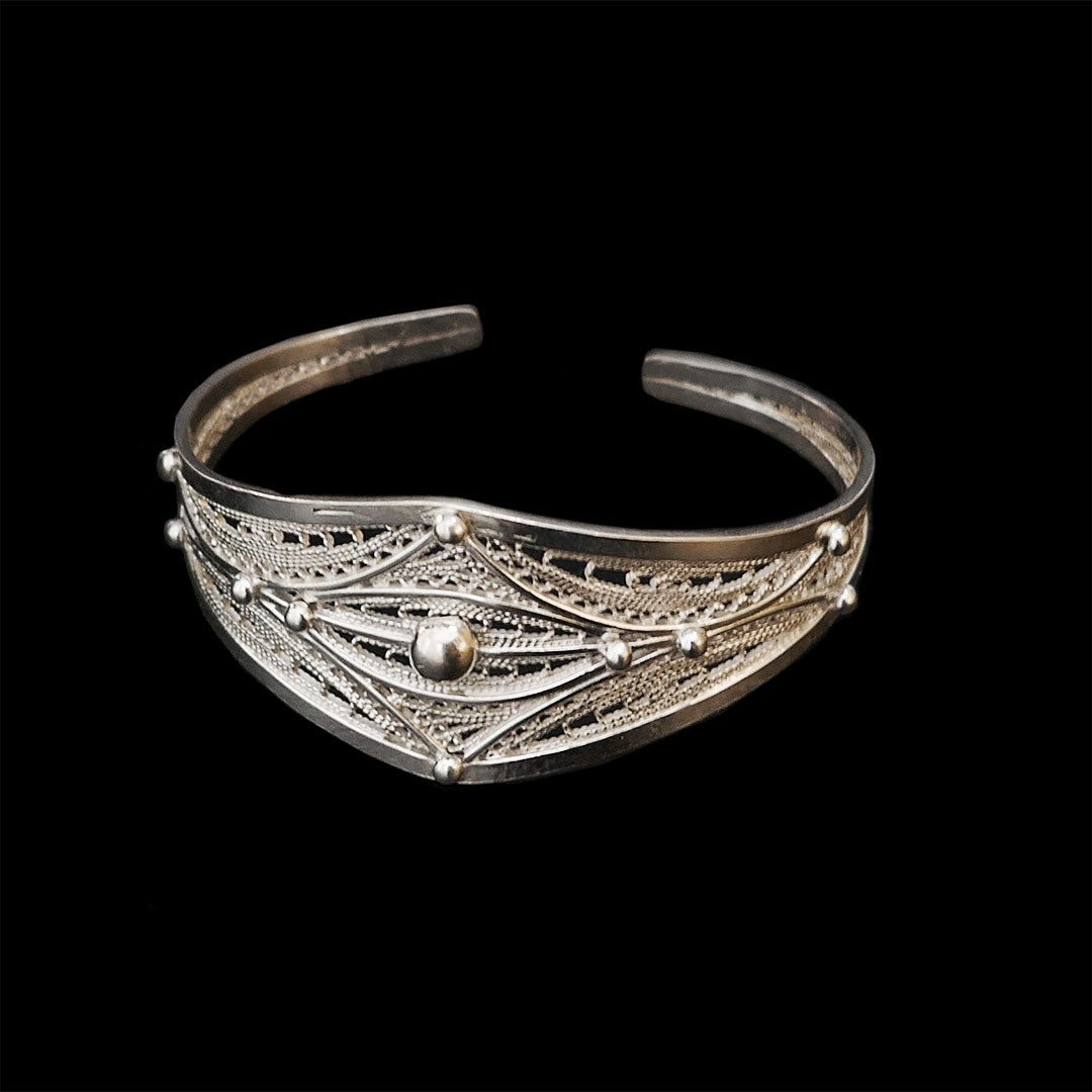 Moroccan Sterling Silver Bangle for her, BC00242