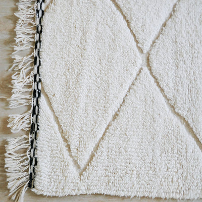 genuine beni ouarain handmade abstract wool moroccan rug berber neutral minimalist white carpet